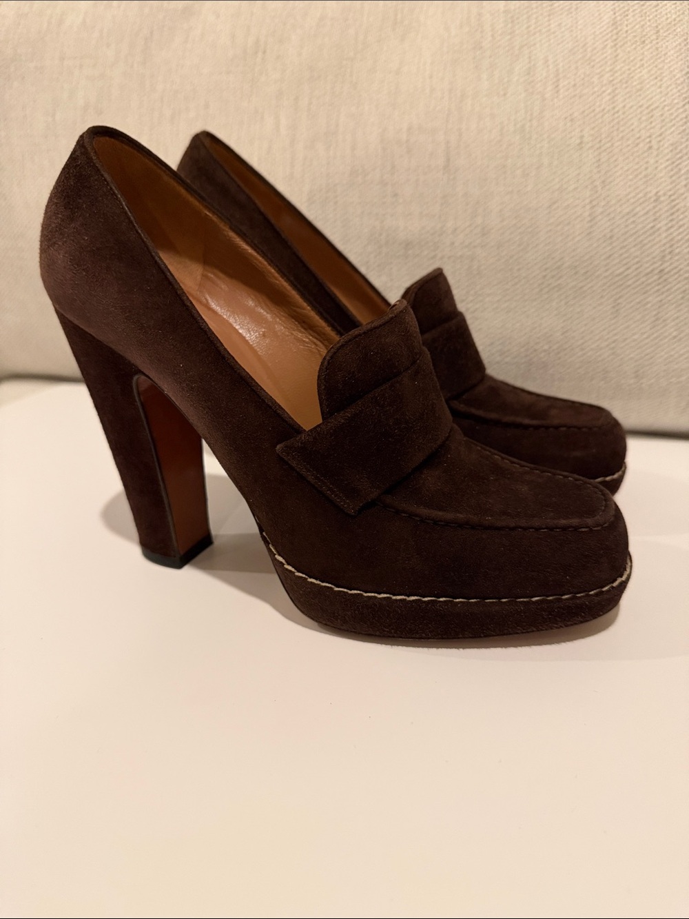 Authentic ALAIA Brown Suede Platform Heel - size 39